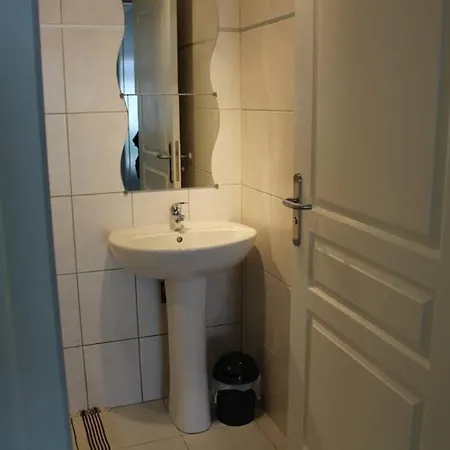 Lägenhet Studio Meuble 30 M2 Les Maures , 900 M Des Plages La Londe-les-Maures