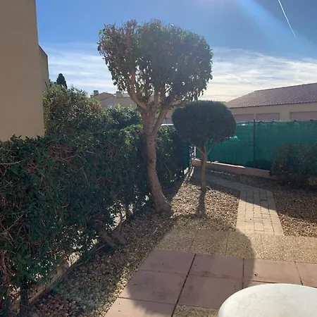 Apartment Studio Meuble 30 M2 Les Maures , 900 M Des Plages *